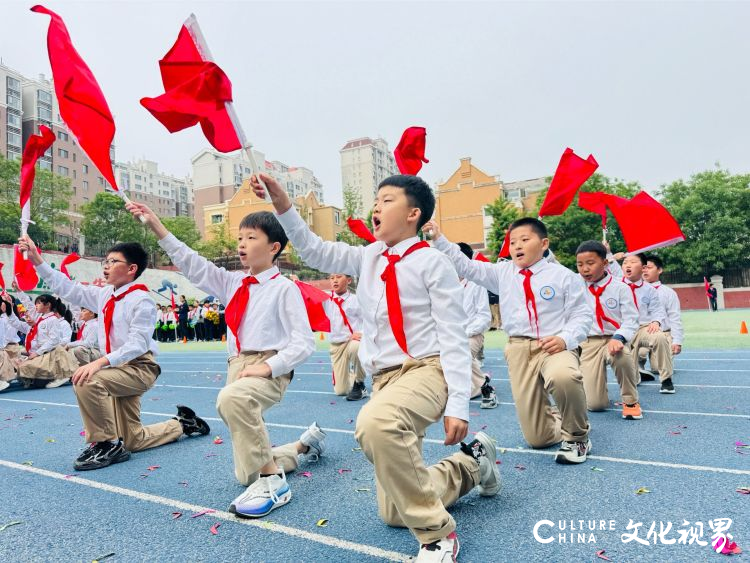 大手拉小手，幼小衔接户外走——童林堡勇敢小将走进济南奥龙小学