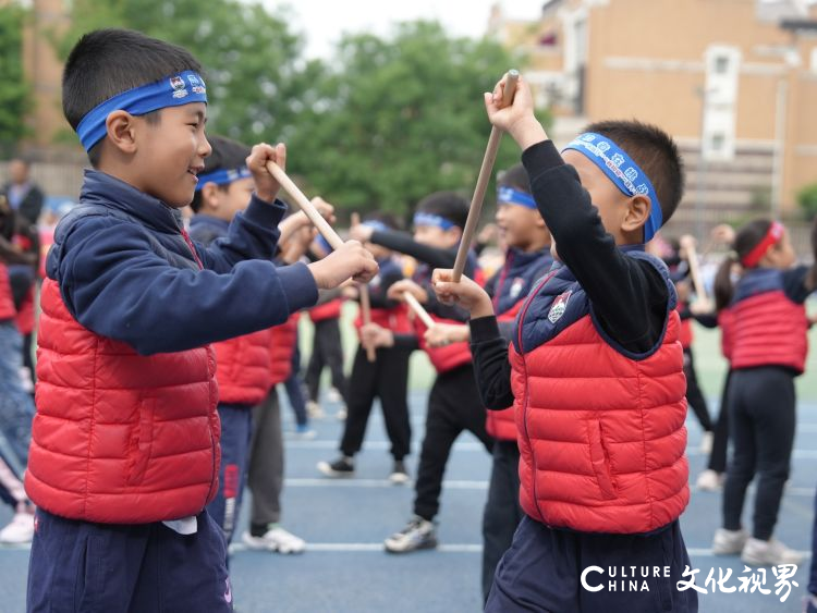 大手拉小手，幼小衔接户外走——童林堡勇敢小将走进济南奥龙小学