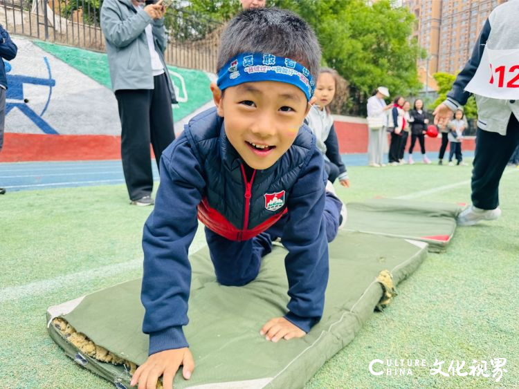 大手拉小手，幼小衔接户外走——童林堡勇敢小将走进济南奥龙小学