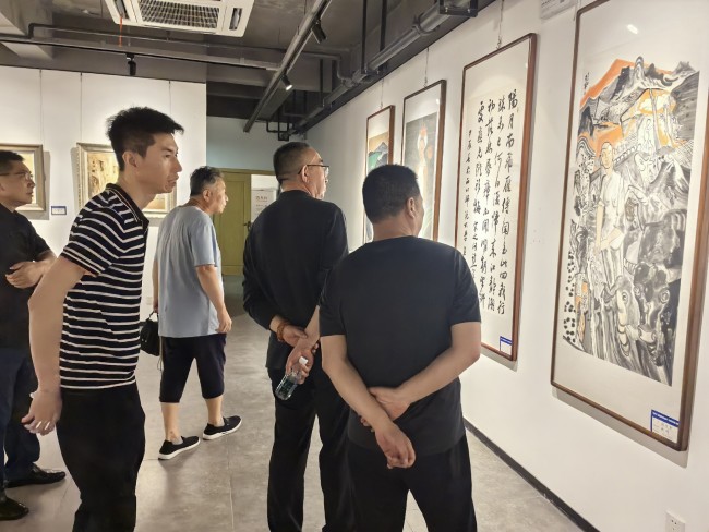 “艺道同心——甘肃画院美术书法作品交流展”在海南省书画院开幕