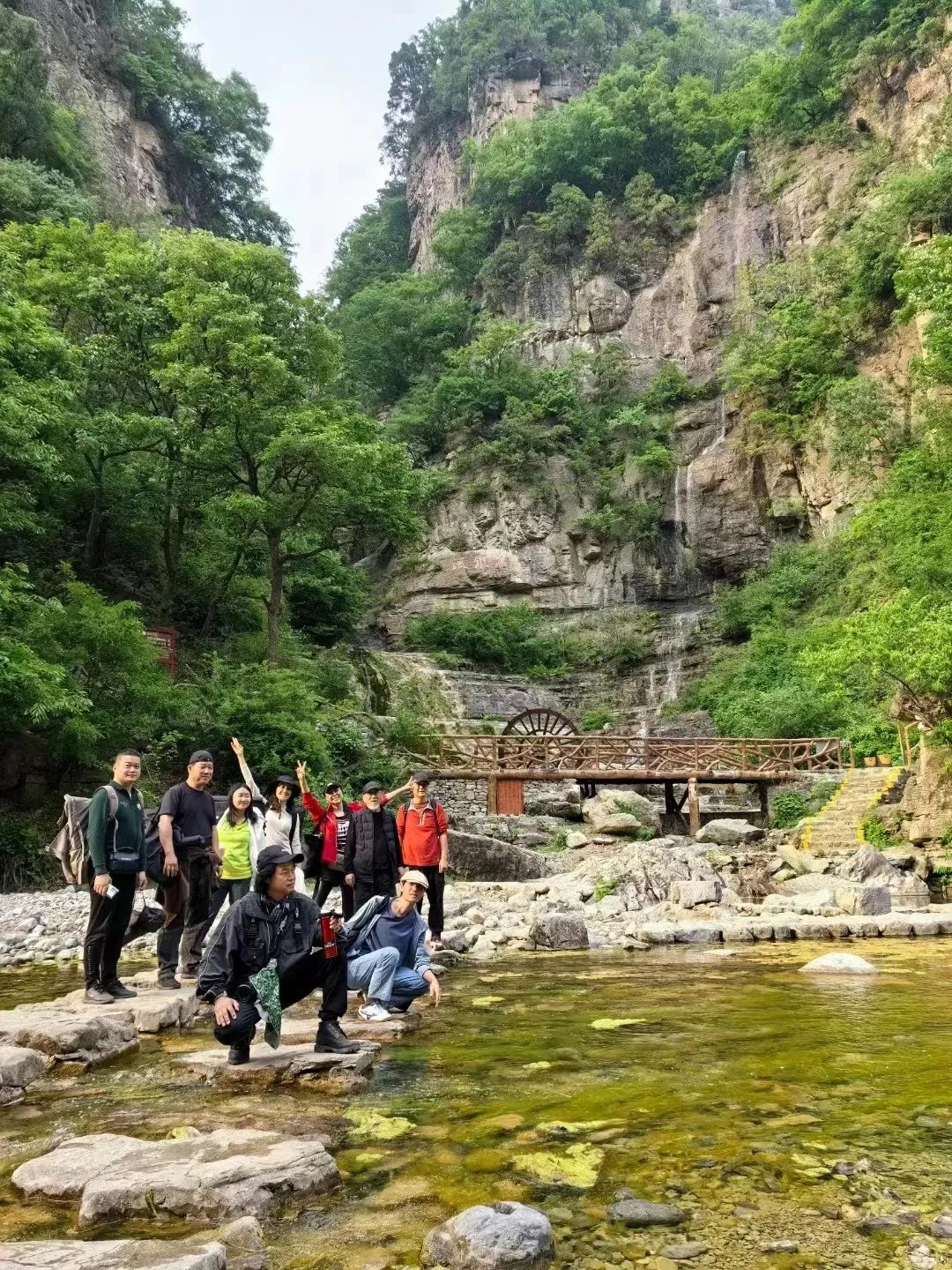 千仞壁立，触景生情——邹明太行山横河写生行小记