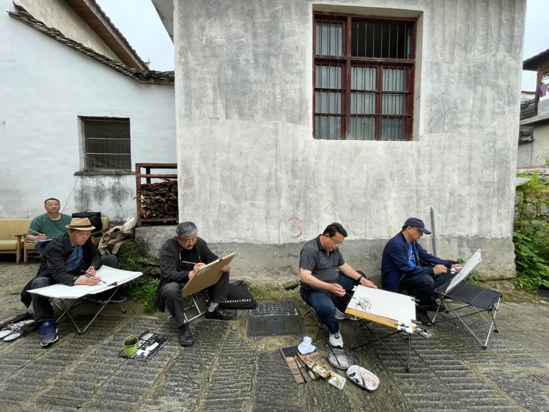 王卫平·写生黄山丨奇峰峻险在川间，千年古村展新颜