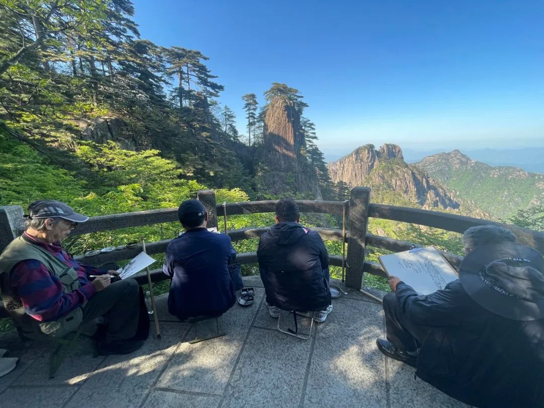 王卫平·写生黄山丨奇峰峻险在川间，千年古村展新颜