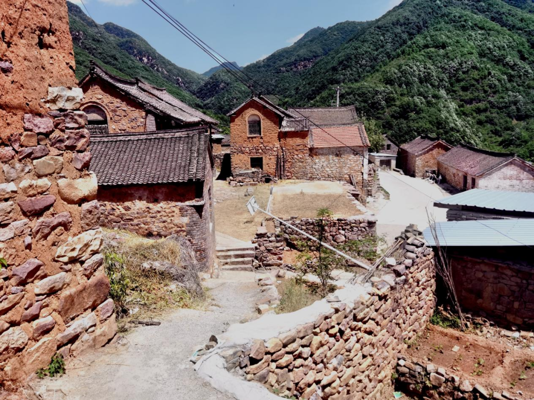 山川古堡写下岁月的诗——这个暑假，跟随导师梁明去山西晋城写生吧