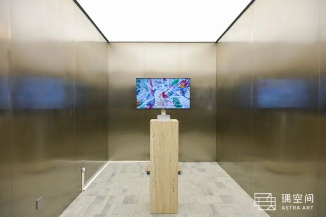 在世界的角落观望，“离心力——焦小健个展”在上海开幕，展期至7月22日