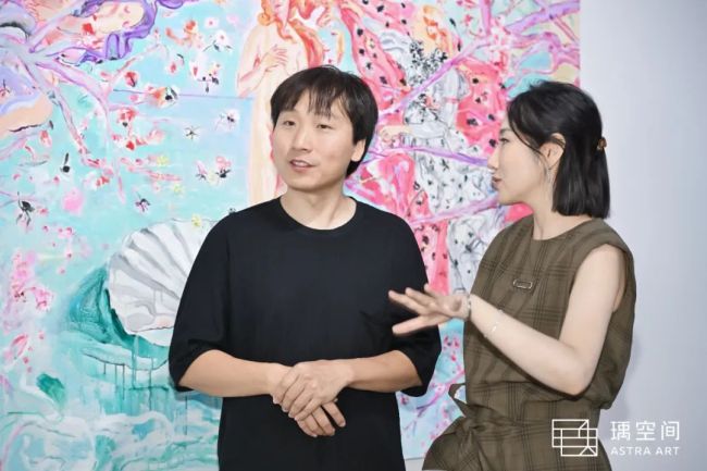 在世界的角落观望，“离心力——焦小健个展”在上海开幕，展期至7月22日