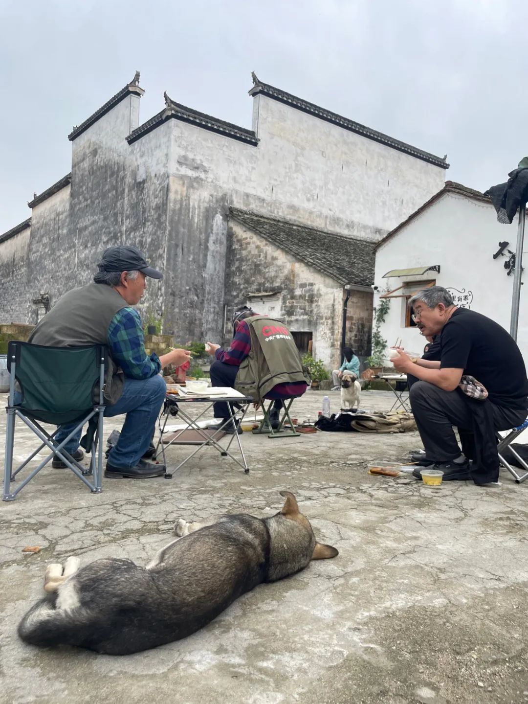 王学辉·写生黄山丨古今秀色餐不尽，笔端收拾生去烟