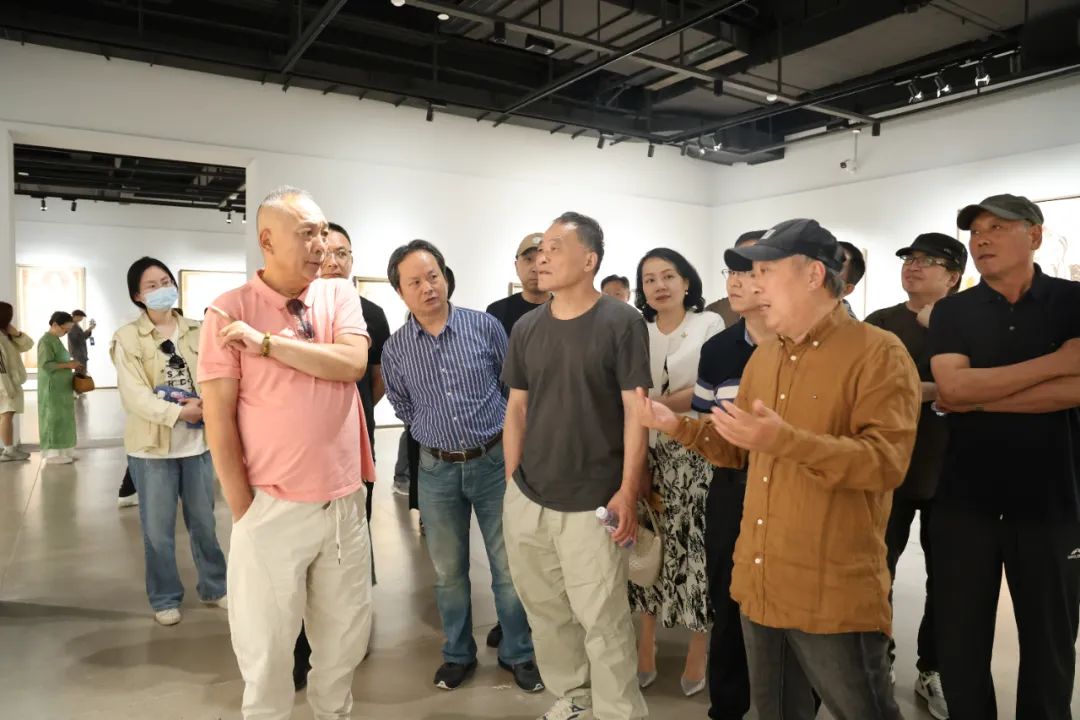 “唐风昆韵——钱流油画作品展”昨日在鸿美术馆（诸暨馆）开幕