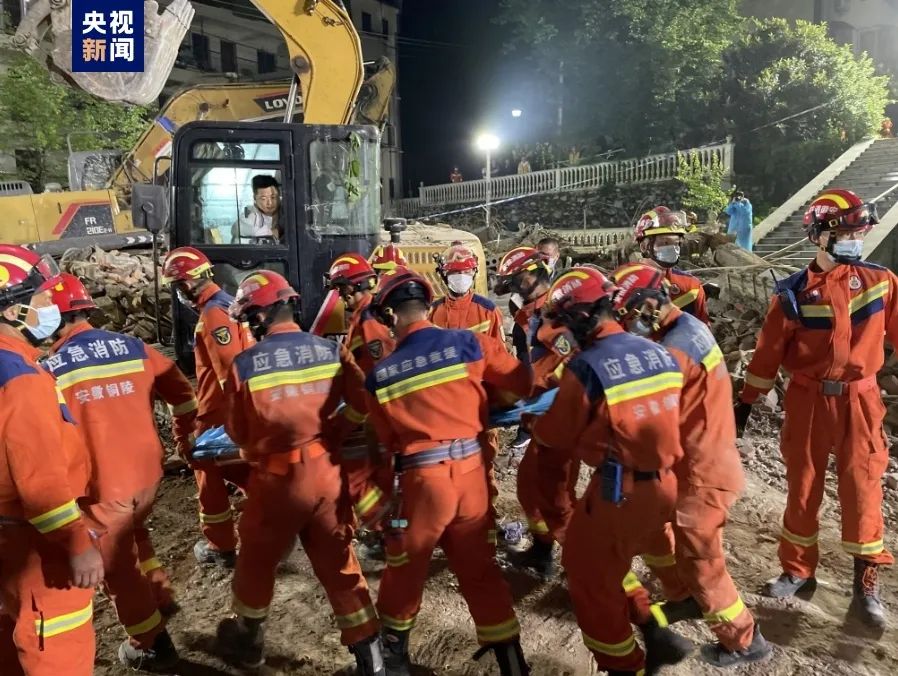 安徽铜陵龙苑小区坍塌居民楼失联人员已全部找到，4死1伤，承建方负责人已被公安机关控制