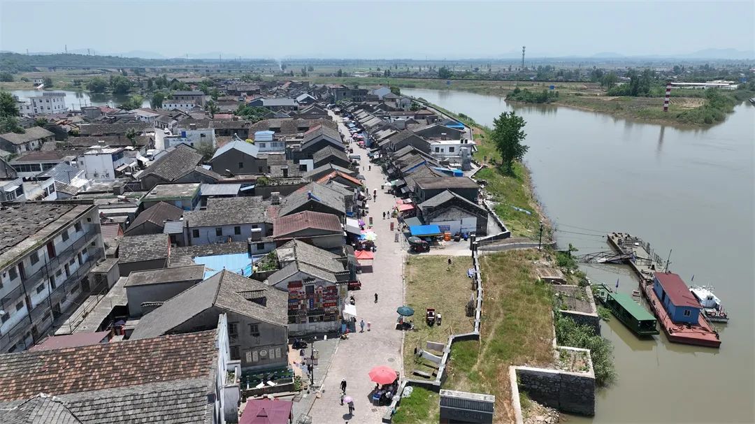 济南市美术馆（济南画院）组团沿长江采风写生，展示济南文艺工作者的使命担当