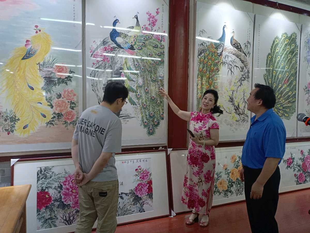 书画与戏剧的美丽邂逅，“柳媛墨香——陈媛个人花鸟画书画展”在济南开展