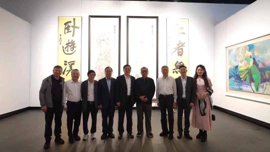 “丹青壮怀”徐里艺术作品展隆重亮相贵州美术馆，75件作品礼献建国75周年