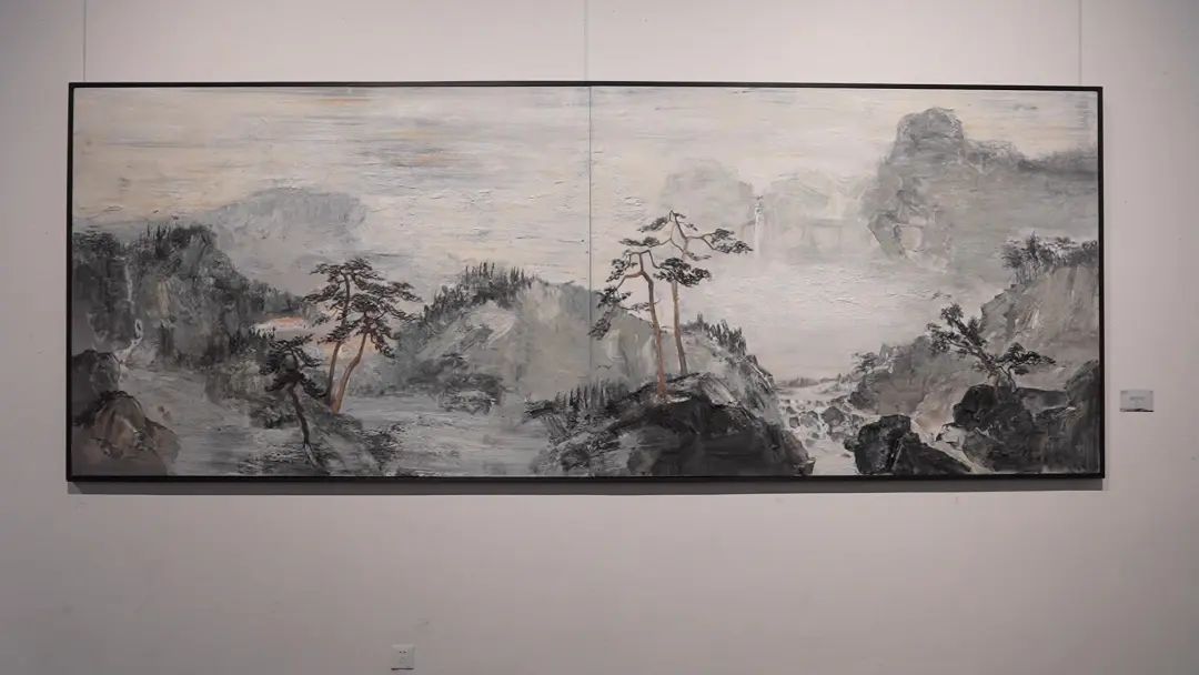 “丹青壮怀”徐里艺术作品展隆重亮相贵州美术馆，75件作品礼献建国75周年