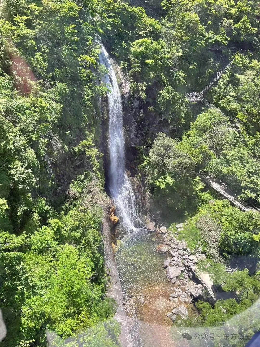 写一山群峰锦绣，生一片奇松朵朵——范扬工作室孟夏时节写生大别山