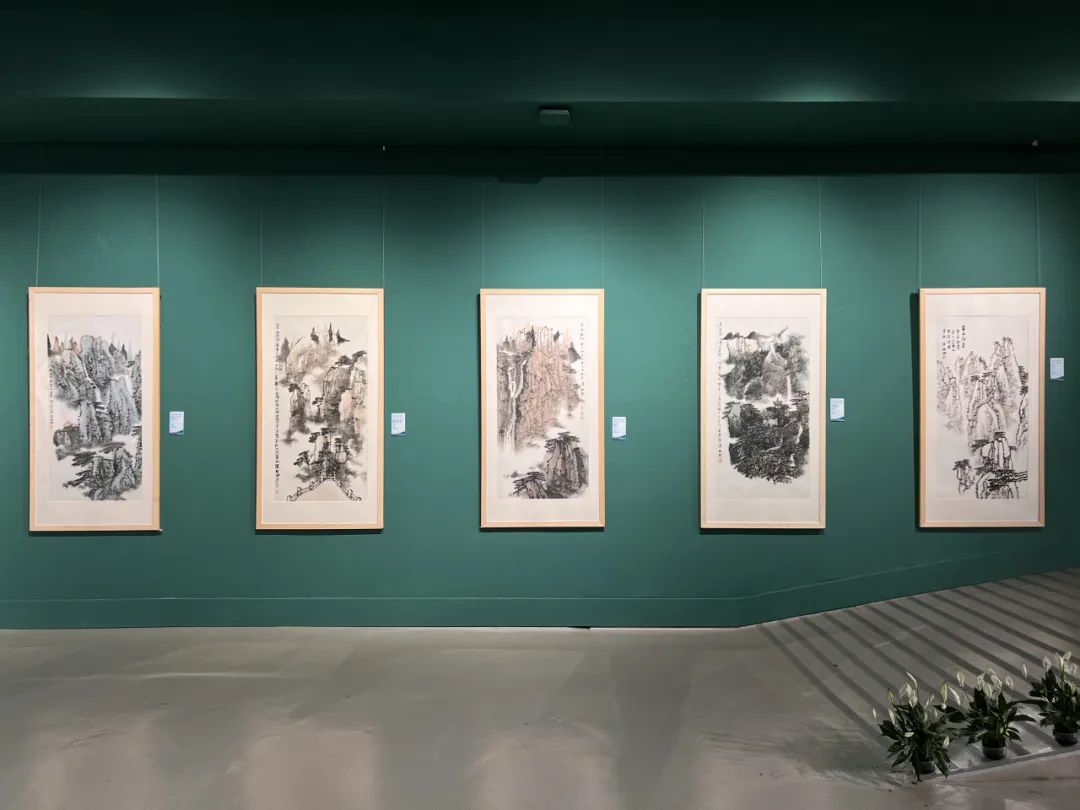 著名画家张国兴应邀参展“飞入寻常百姓家——绘画作品惠民特邀展”，展期至6月16日