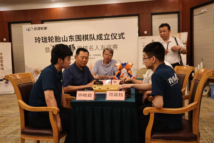 十八年约定一朝“成婚”，山东围棋队披上玲珑战衣