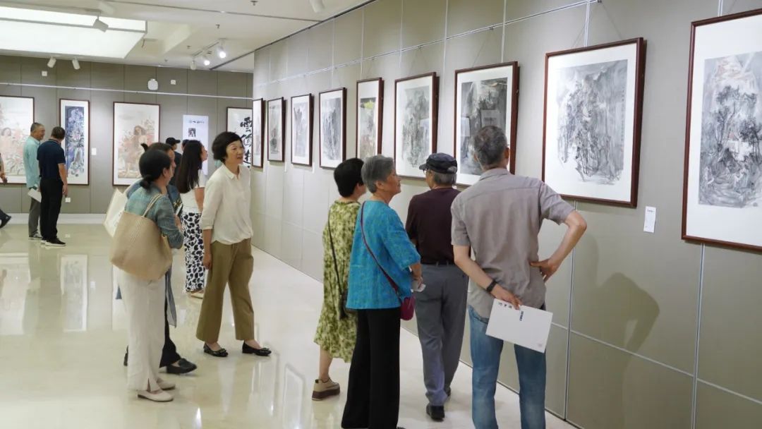 “游心物外——范一冰、任庆萍、左文辉、黄建时中国画作品展”在湖州开幕，展期至6月30日