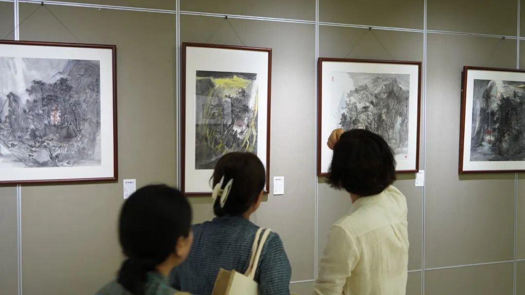 “游心物外——范一冰、任庆萍、左文辉、黄建时中国画作品展”在湖州开幕，展期至6月30日