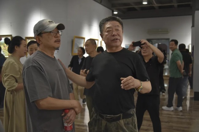 “艺路同行——小幅油画写生作品展”在西北师大隆重开幕，展出甘肃省内37位油画家近百幅写生作品