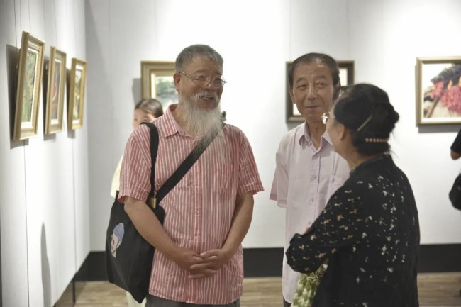 “艺路同行——小幅油画写生作品展”在西北师大隆重开幕，展出甘肃省内37位油画家近百幅写生作品