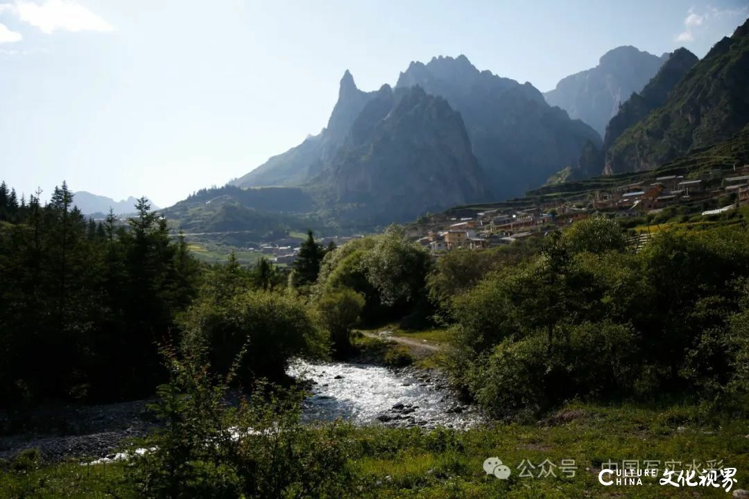 活动7月16日-8月17日，报名中……跟随导师李利民，到山西太行山、甘南开启一场避暑水彩写生之旅