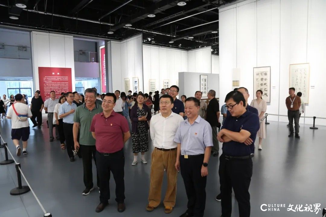 “学条例 扬清风 勇担当——山东画院党纪学习教育主题书法展”今日开幕，展期至7月18日