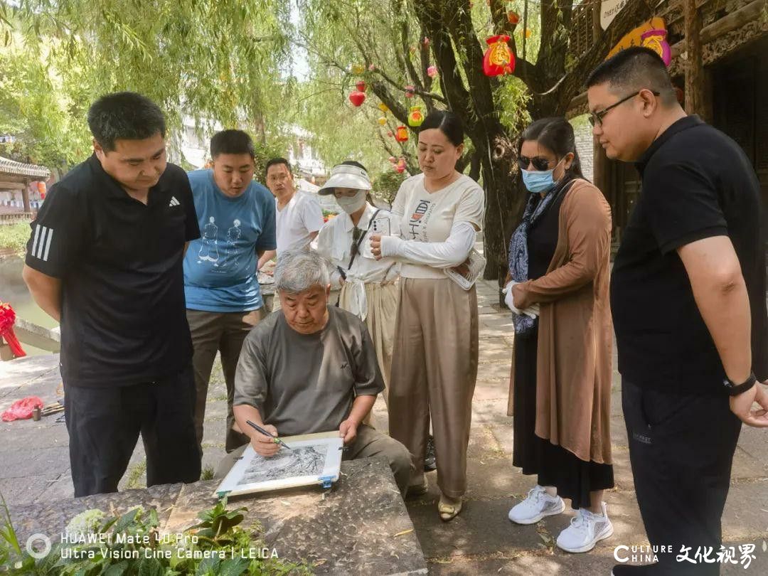 在与自然的对话中用画笔探索——王界山师生写生沂蒙山区