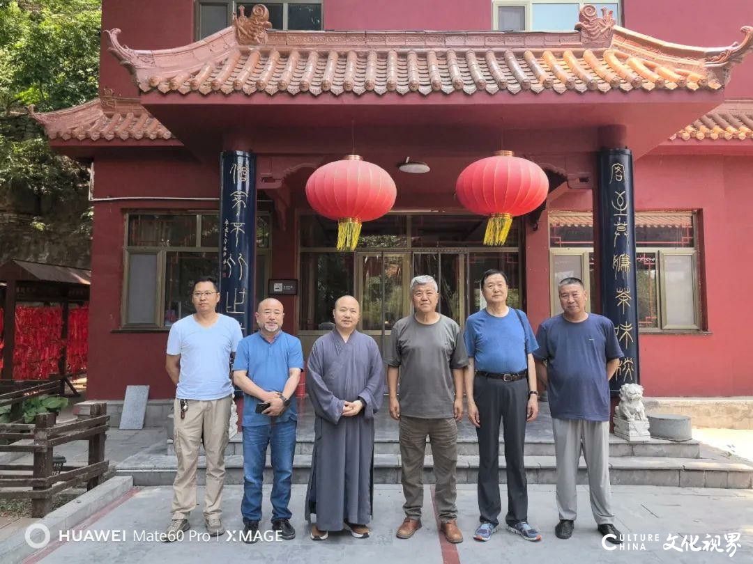 在与自然的对话中用画笔探索——王界山师生写生沂蒙山区