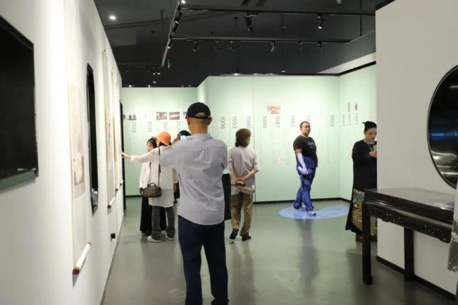 “家园”—翟优＆樊蕾伉俪花鸟画作品展暨文创产品首发仪式成功举行