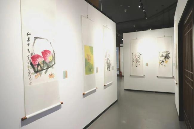 “家园”—翟优＆樊蕾伉俪花鸟画作品展暨文创产品首发仪式成功举行