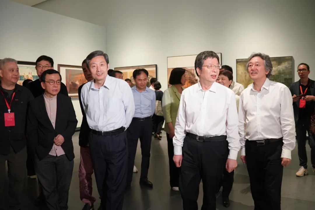 “第十四届全国美术作品展览水彩、粉画作品展”昨日在安徽省美术馆开幕，展期至8月10日