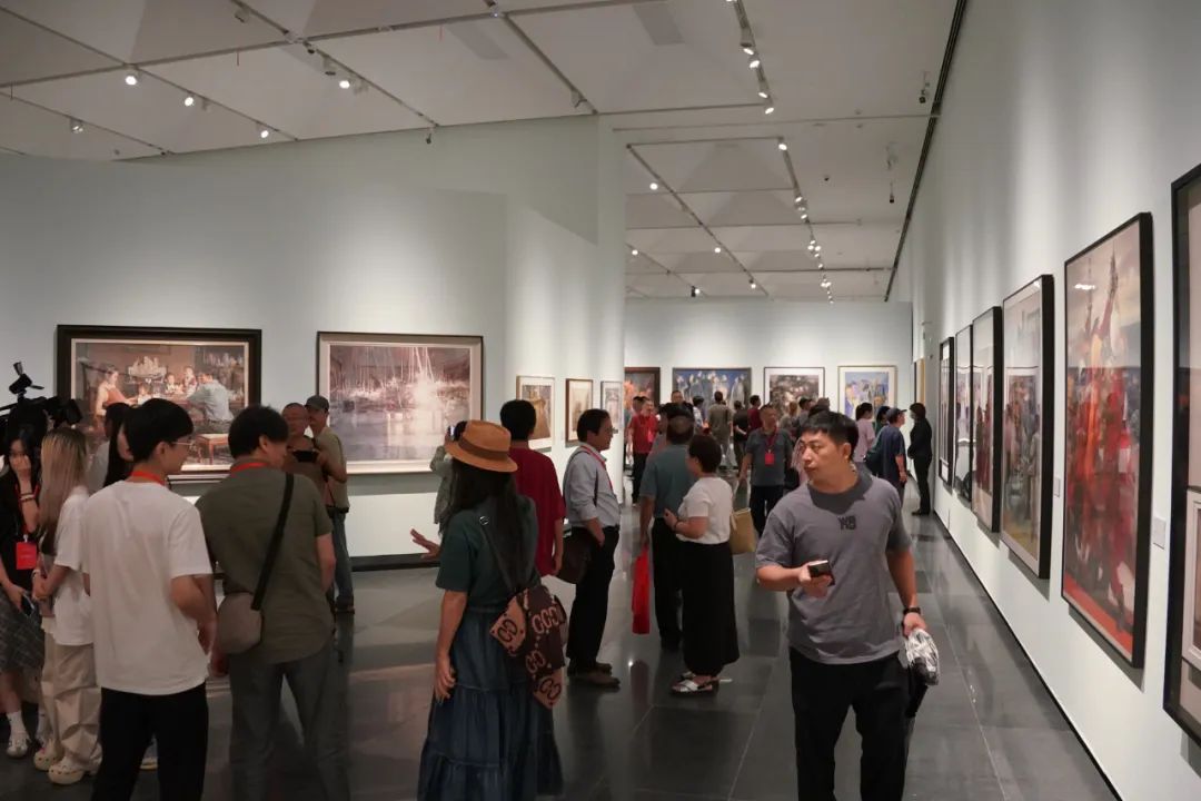 “第十四届全国美术作品展览水彩、粉画作品展”昨日在安徽省美术馆开幕，展期至8月10日