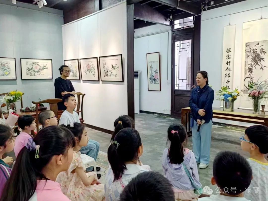 永远的向日葵，永远的光芒 | “向阳泽馨——张赤花鸟画小品展”在杭州开幕，展期至8月2日