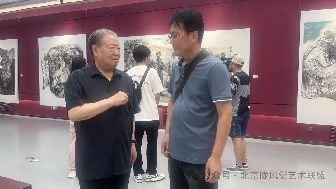 “家乡有待——郭峰中国画作品展”昨日在甘肃美术馆展出