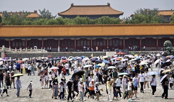 多地取消景区预约，“不约而至”的暑期游玩儿得好吗？