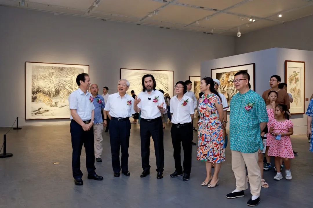 “慷慨啸歌——孟祥顺画虎艺术全国巡展”在四川美术馆隆重开幕