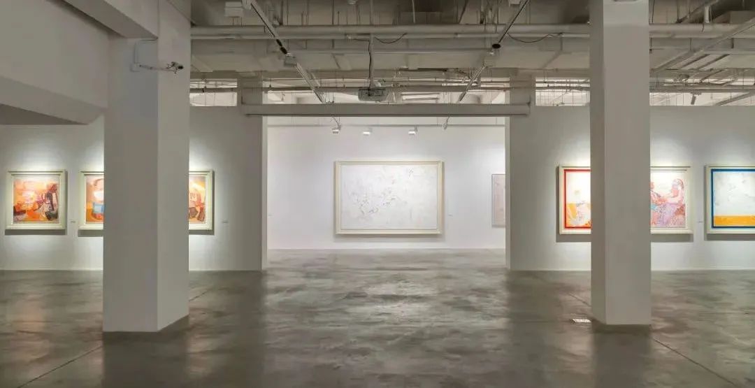 正在上海油画雕塑院美术馆展出的 “风从黄河来——于来油画作品展”延展至8月13日