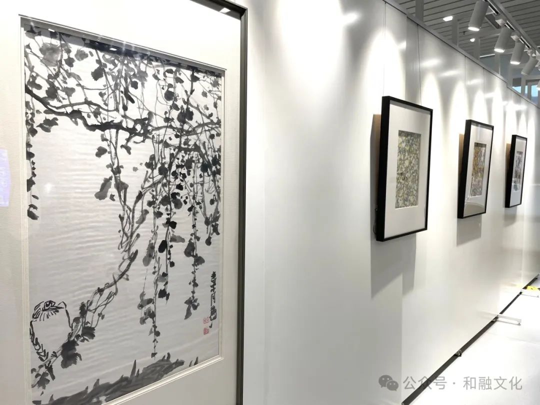 “鸟鸣花开——姚瑞江中国画作品展”在上海开幕，展期至8月30日