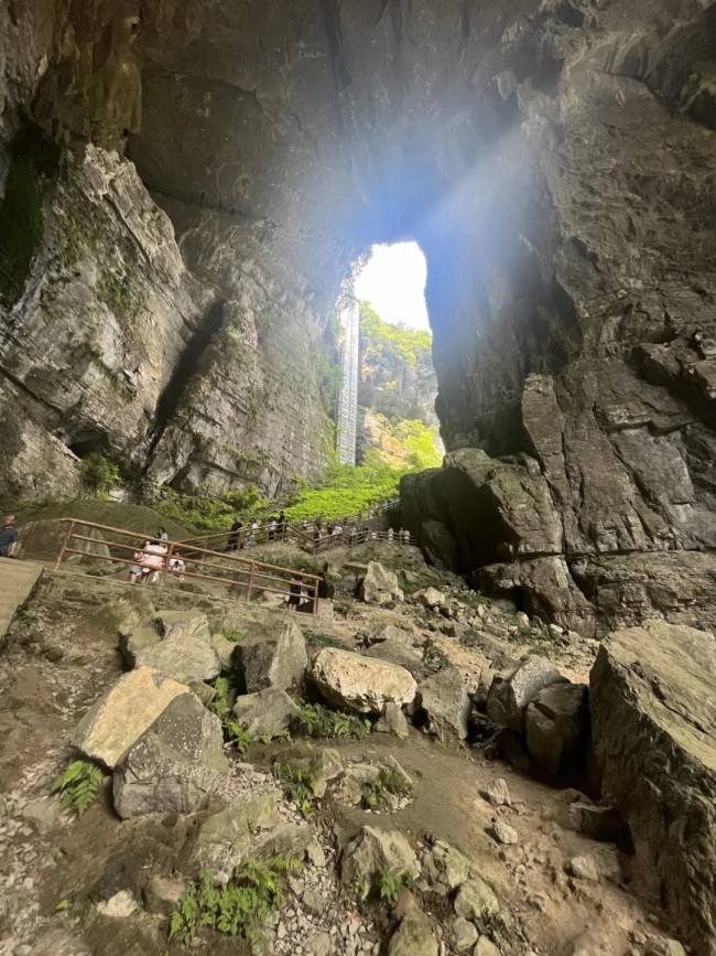 邓建强水墨日记丨到武隆仙女山避暑纳凉，赏森林草原旖旎风光