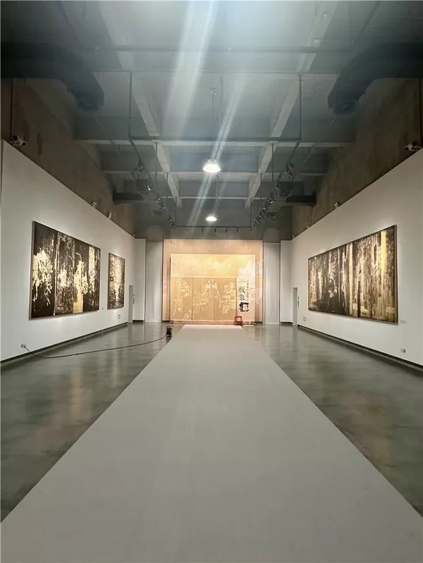 “板象：王绮彪的18000天”展延长展期至8月22日