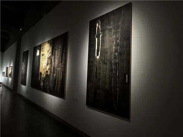 “板象：王绮彪的18000天”展延长展期至8月22日