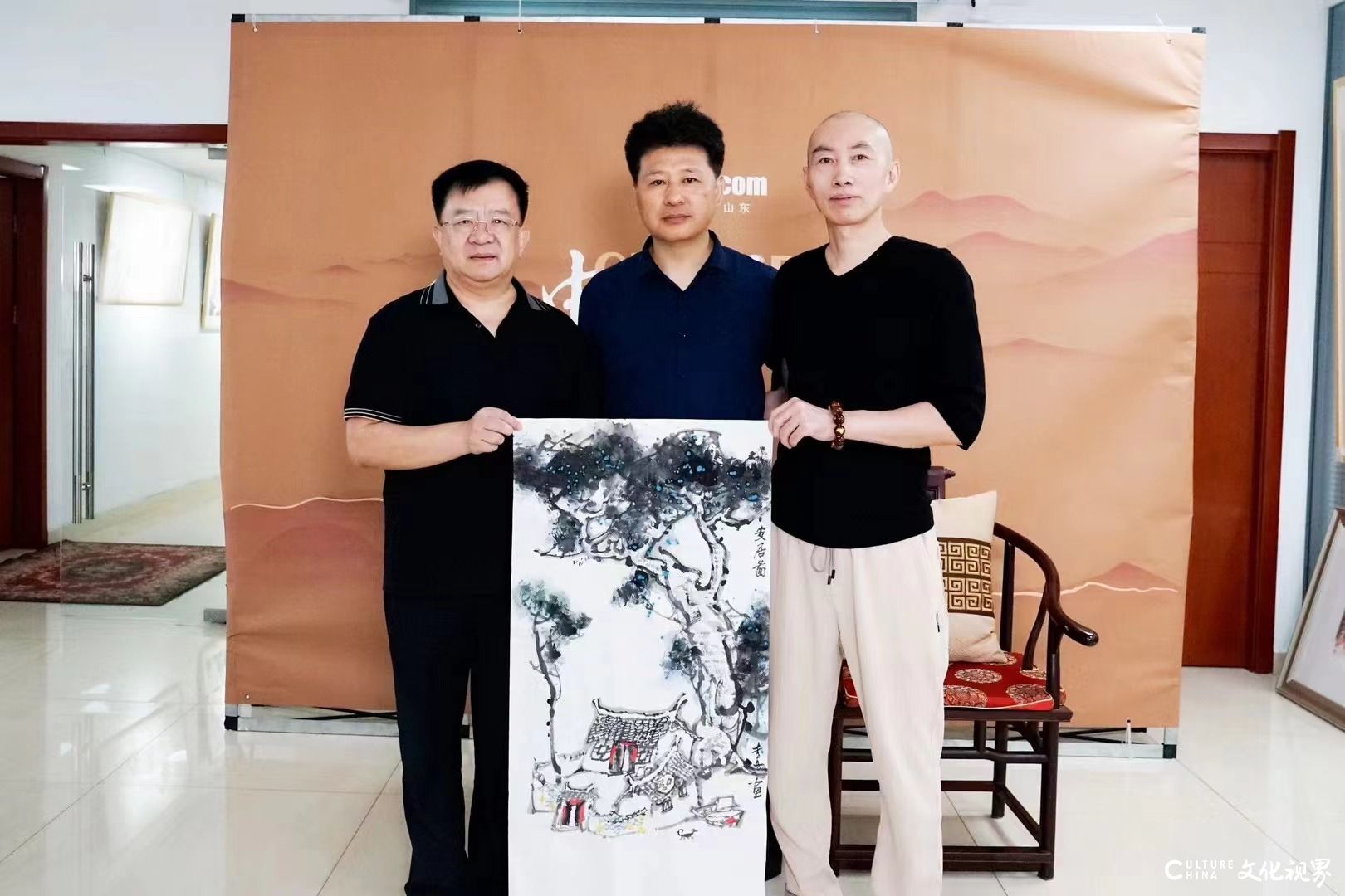 墨舞澜海梦，长歌绘时代——著名画家李冬走进文化视界