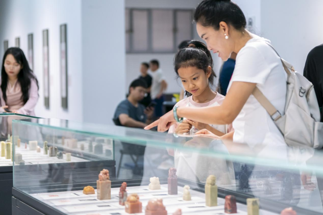 “运河印迹主题篆刻作品展（河南展）”在河南省美术馆开幕