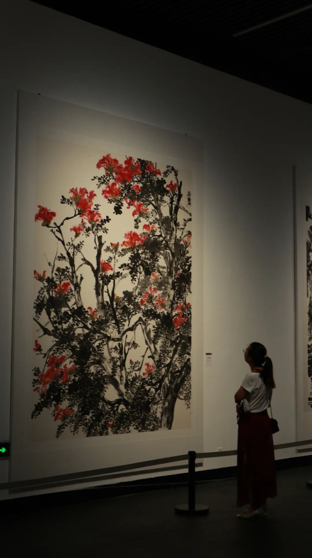 “黔山墨境——岳黔山中国画展”昨日在贵州美术馆隆重开幕