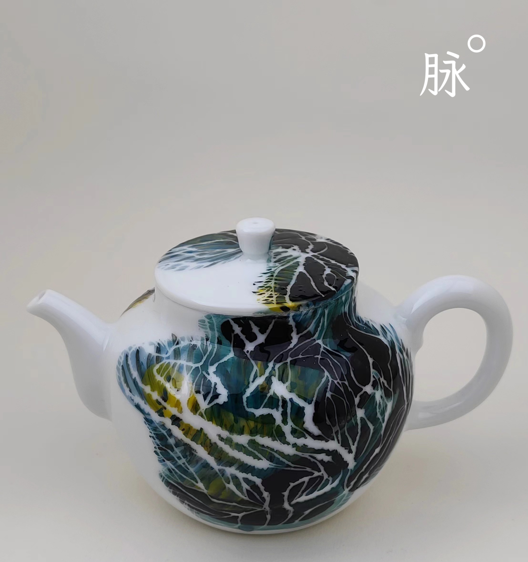 “西湖XiHu ·《戏壶》壶来福往” 杭州城展 | 张尧：陶艺传承的变革者