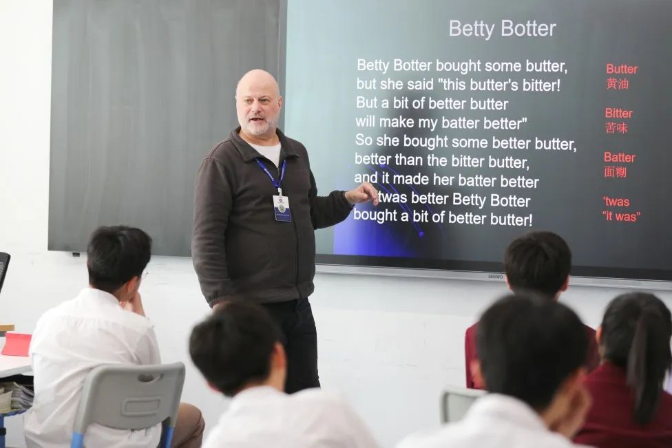 齐鲁名校长武树滨谈国际化学校治校之道（一） | 学校在智解难题中应运而生