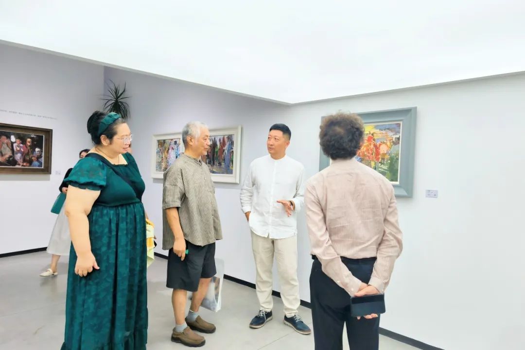 “我们走进文徵明的园子——张淳大宝绘画展”昨日开幕，展期至10月9日