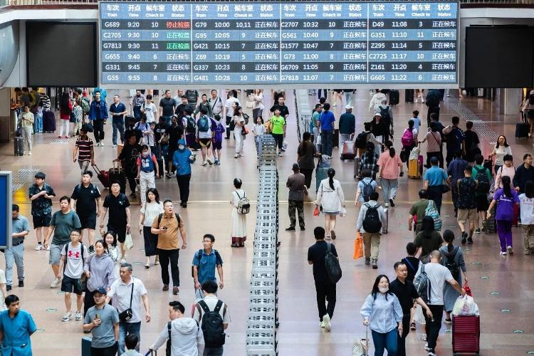 国铁集团昨日公布客规最新版——涉及改签、报销、学生票核验等等多项修订