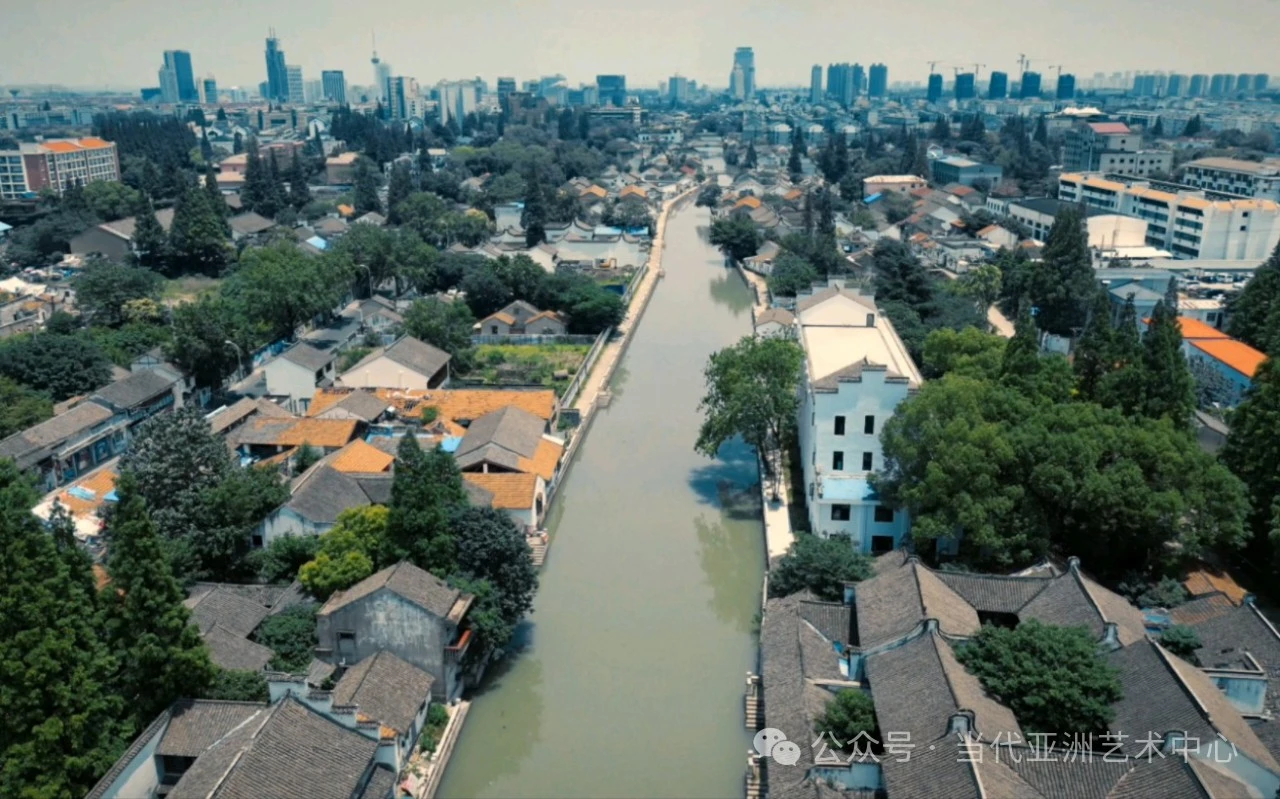 感受隐藏在上海松江的枕水风情——可染丹青艺术家汇客厅，在大仓桥秀南街等你……