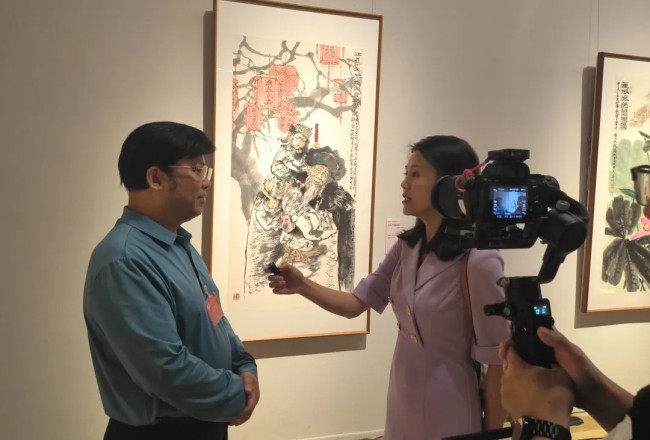 “庆祝人民政协成立75周年书画展”在中国美术馆隆重开幕，民革中央画院院长孔维克应邀出席